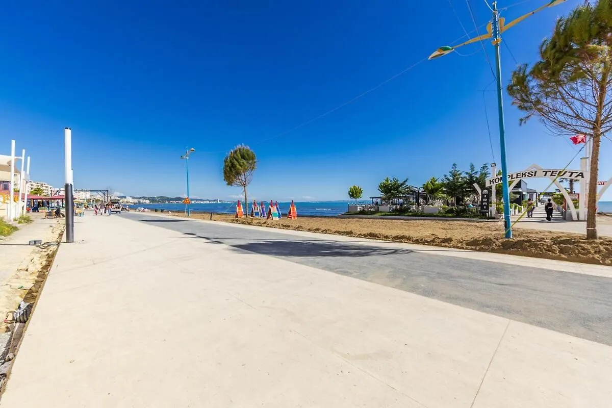 Joe'S Seafront Apartment By Ps Durrës
