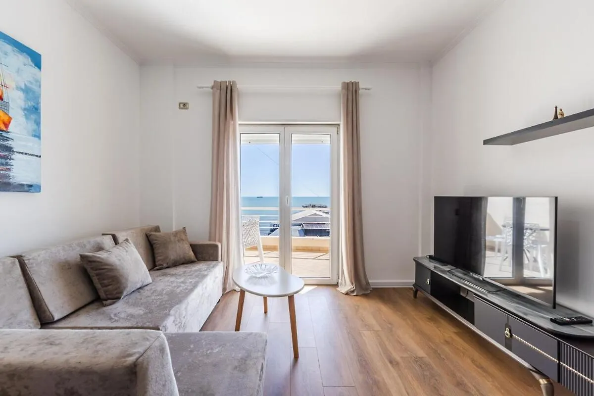 Joe'S Seafront Apartment By Ps Durrës