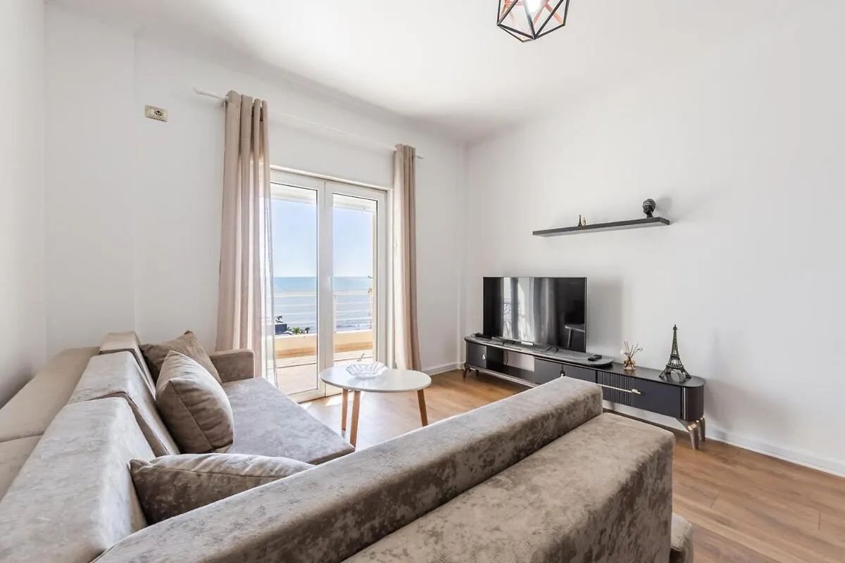 Joe'S Seafront Apartment By Ps Durrës
